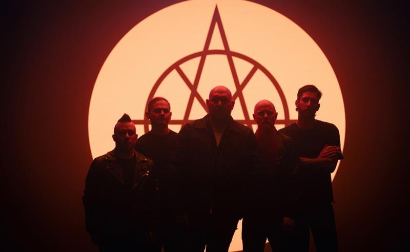 ATREYU lança novo single “Dead”