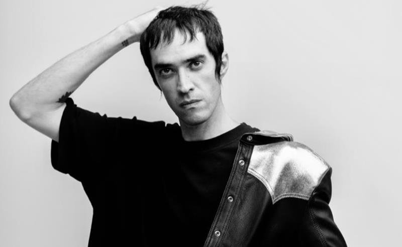 Guirroh reinventa próprio catálogo em “Eletrorock”, álbum que expande fronteiras na música alternativa