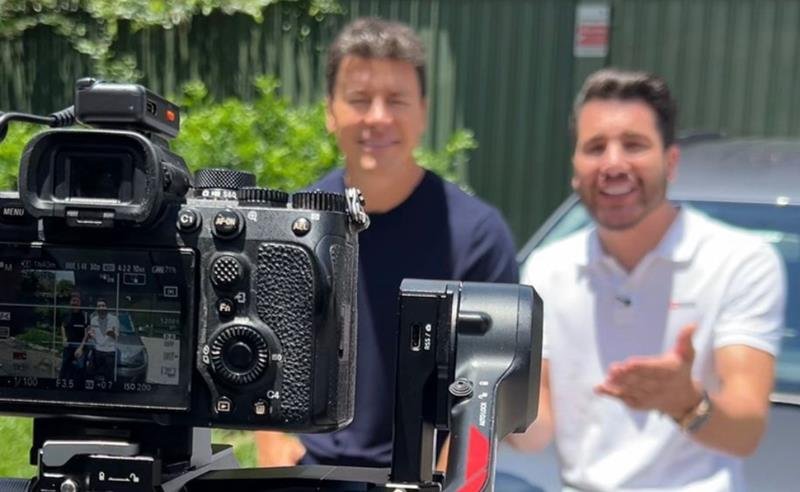 Uelicon Venâncio ganha destaque nacional após entrevista com Rodrigo Faro e reforça posição como um dos principais nomes do consórcio no Brasil